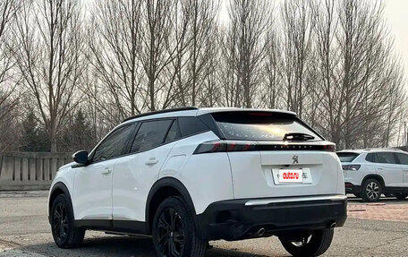 Peugeot 2008 II, 2022 год, 1 430 000 рублей, 6 фотография