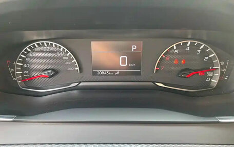 Peugeot 2008 II, 2022 год, 1 430 000 рублей, 9 фотография