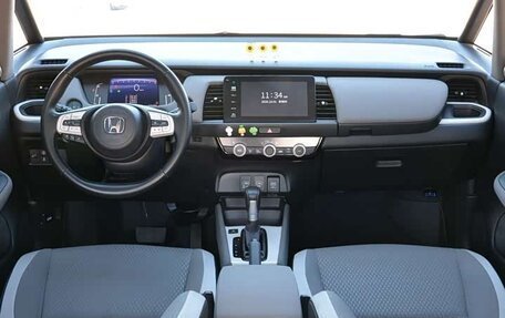 Honda Fit, 2023 год, 1 100 000 рублей, 9 фотография