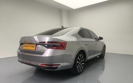 Skoda Superb III рестайлинг, 2023 год, 1 590 000 рублей, 9 фотография