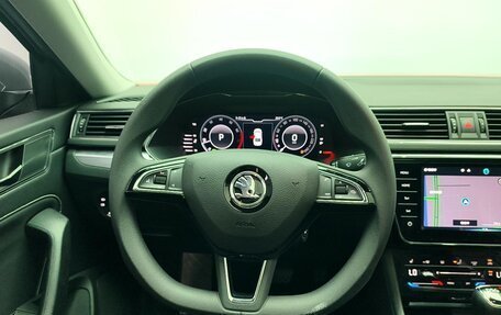 Skoda Superb III рестайлинг, 2023 год, 1 590 000 рублей, 13 фотография