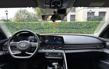 Hyundai Elantra, 2023 год, 1 440 004 рублей, 10 фотография