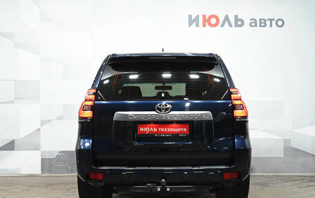 Toyota Land Cruiser Prado 150 рестайлинг 2, 2020 год, 5 200 000 рублей, 5 фотография