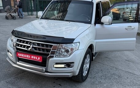 Mitsubishi Pajero IV, 2014 год, 3 150 000 рублей, 8 фотография