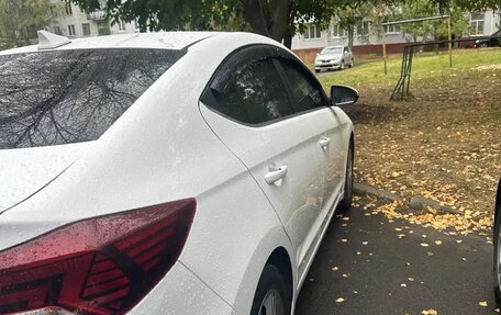 Hyundai Elantra VI рестайлинг, 2019 год, 1 860 000 рублей, 5 фотография