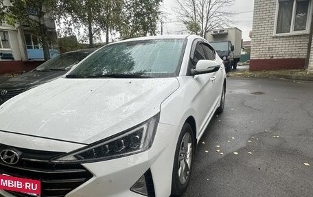Hyundai Elantra VI рестайлинг, 2019 год, 1 860 000 рублей, 2 фотография