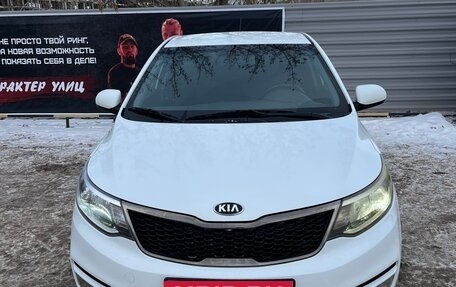 KIA Rio III рестайлинг, 2016 год, 900 000 рублей, 1 фотография