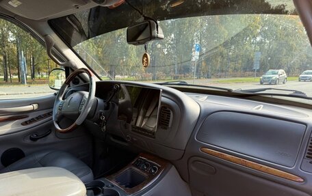Lincoln Navigator, 2001 год, 1 110 000 рублей, 17 фотография