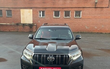 Toyota Land Cruiser Prado 150 рестайлинг 2, 2021 год, 7 500 000 рублей, 2 фотография