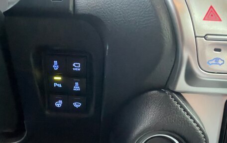 Toyota Land Cruiser Prado 150 рестайлинг 2, 2021 год, 7 500 000 рублей, 12 фотография