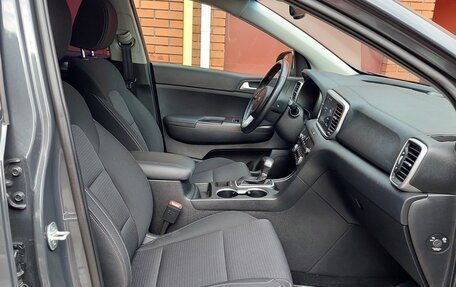 KIA Sportage IV рестайлинг, 2021 год, 2 670 000 рублей, 13 фотография