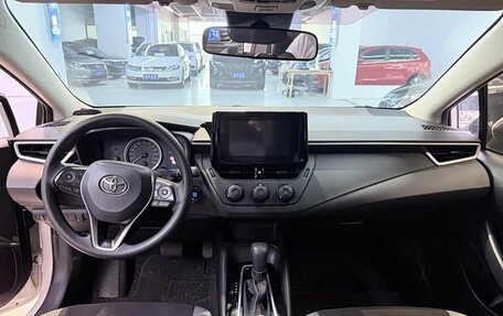Toyota Corolla, 2022 год, 957 000 рублей, 12 фотография