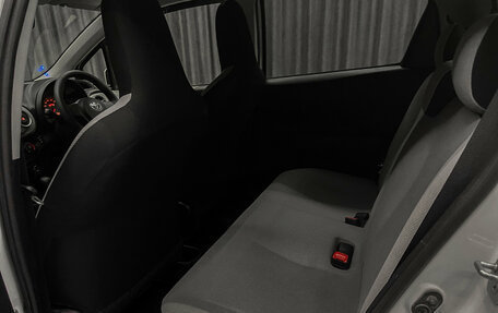 Toyota Vitz, 2012 год, 679 000 рублей, 13 фотография
