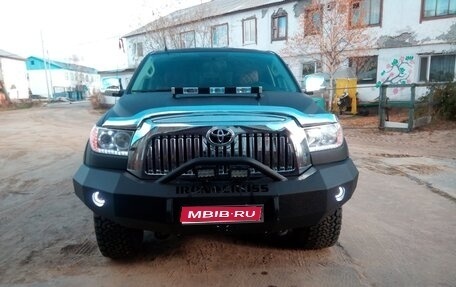 Toyota Tundra II, 2010 год, 4 500 000 рублей, 1 фотография