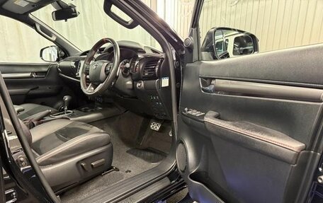 Toyota Hilux VIII, 2024 год, 4 300 000 рублей, 34 фотография
