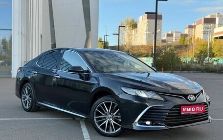 Toyota Camry, 2023 год, 3 150 000 рублей, 1 фотография