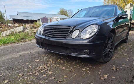 Mercedes-Benz E-Класс, 2002 год, 700 000 рублей, 1 фотография