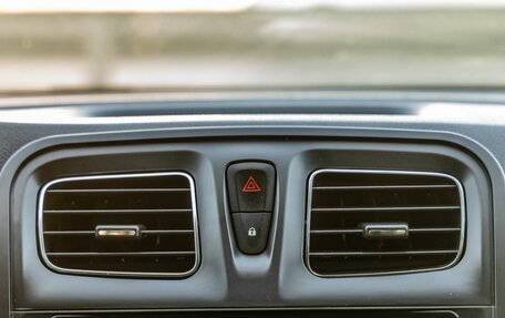 Renault Logan II, 2020 год, 518 000 рублей, 17 фотография