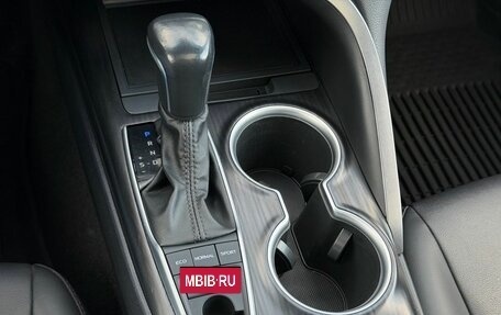 Toyota Camry, 2023 год, 3 150 000 рублей, 24 фотография