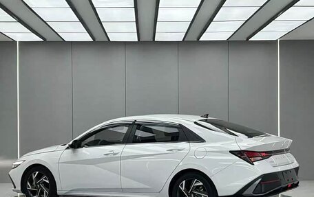 Hyundai Elantra, 2023 год, 1 357 000 рублей, 4 фотография