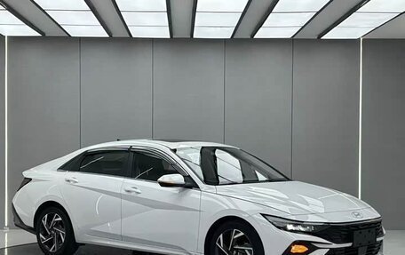 Hyundai Elantra, 2023 год, 1 357 000 рублей, 3 фотография