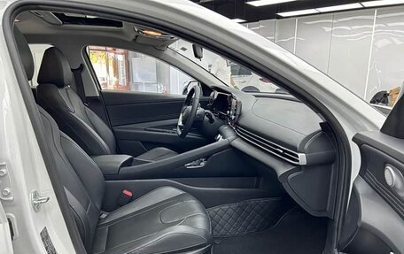 Hyundai Elantra, 2023 год, 1 357 000 рублей, 12 фотография