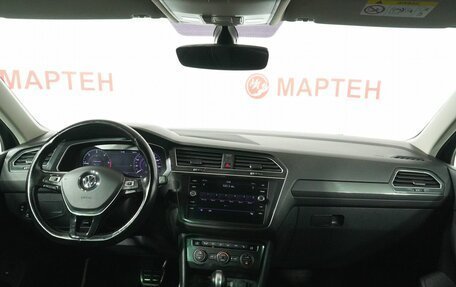 Volkswagen Tiguan II, 2018 год, 2 298 000 рублей, 15 фотография
