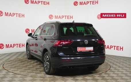 Volkswagen Tiguan II, 2018 год, 2 298 000 рублей, 7 фотография