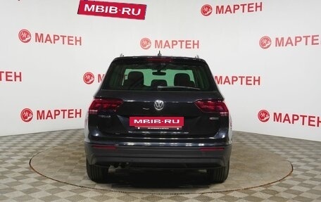 Volkswagen Tiguan II, 2018 год, 2 298 000 рублей, 6 фотография