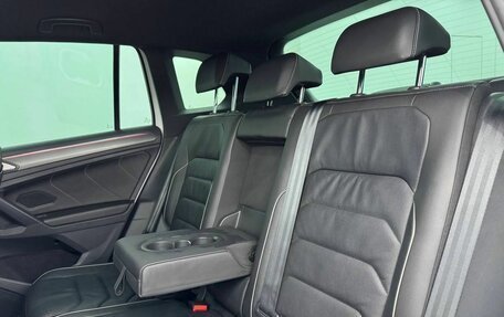 Volkswagen Tiguan II, 2021 год, 4 200 000 рублей, 17 фотография