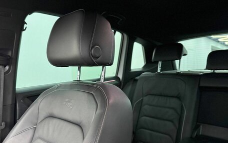 Volkswagen Tiguan II, 2021 год, 4 200 000 рублей, 29 фотография