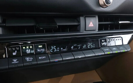 Toyota Crown, 2025 год, 7 588 000 рублей, 20 фотография
