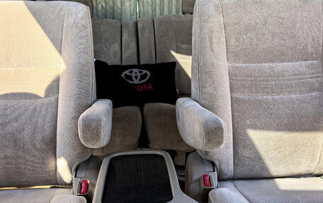 Toyota Alphard III, 2005 год, 570 000 рублей, 26 фотография
