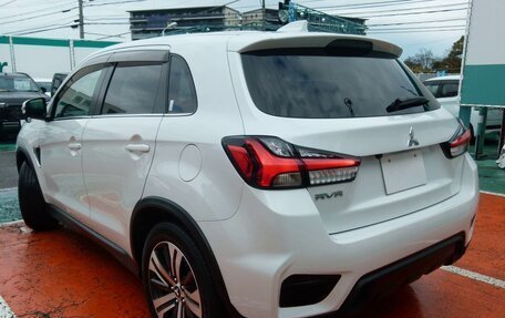 Mitsubishi RVR III рестайлинг, 2023 год, 1 615 000 рублей, 10 фотография