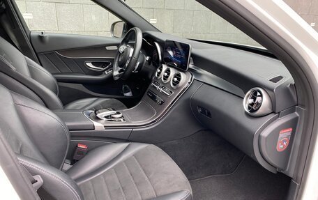 Mercedes-Benz C-Класс, 2018 год, 3 030 000 рублей, 10 фотография