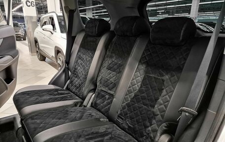 Mitsubishi Outlander III рестайлинг 3, 2019 год, 1 799 000 рублей, 6 фотография