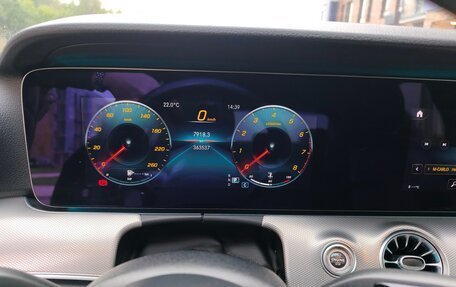 Mercedes-Benz E-Класс, 2021 год, 2 450 000 рублей, 15 фотография