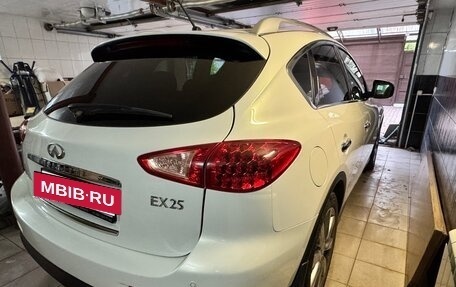 Infiniti EX, 2012 год, 2 100 000 рублей, 3 фотография