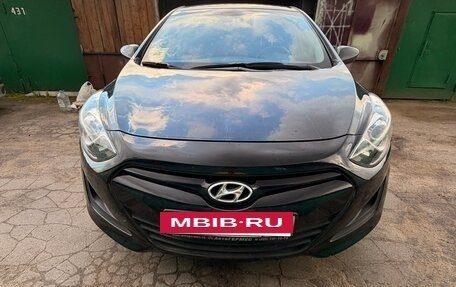 Hyundai i30 II рестайлинг, 2012 год, 1 000 000 рублей, 2 фотография