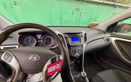 Hyundai i30 II рестайлинг, 2012 год, 1 000 000 рублей, 18 фотография