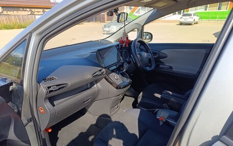 Toyota Wish II, 2010 год, 1 170 000 рублей, 9 фотография