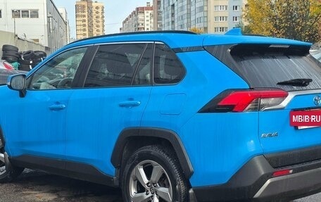 Toyota RAV4, 2021 год, 3 639 000 рублей, 3 фотография