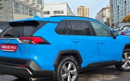 Toyota RAV4, 2021 год, 3 639 000 рублей, 4 фотография