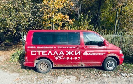 Volkswagen Transporter T5 рестайлинг, 2004 год, 600 000 рублей, 2 фотография