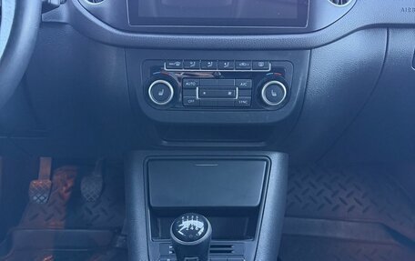 Volkswagen Tiguan I, 2015 год, 1 350 000 рублей, 11 фотография