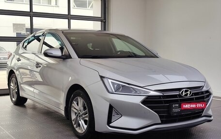 Hyundai Elantra VI рестайлинг, 2019 год, 1 735 000 рублей, 3 фотография