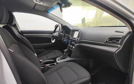 Hyundai Elantra VI рестайлинг, 2019 год, 1 735 000 рублей, 13 фотография