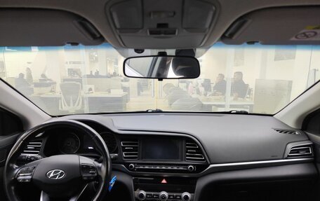 Hyundai Elantra VI рестайлинг, 2019 год, 1 735 000 рублей, 17 фотография