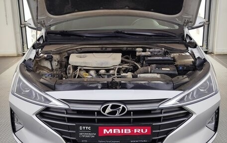 Hyundai Elantra VI рестайлинг, 2019 год, 1 735 000 рублей, 11 фотография