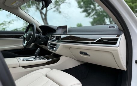 BMW 7 серия, 2020 год, 6 300 000 рублей, 4 фотография